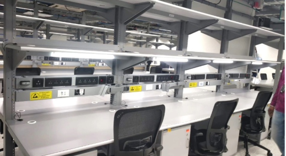 Laboratory ESD Furniture